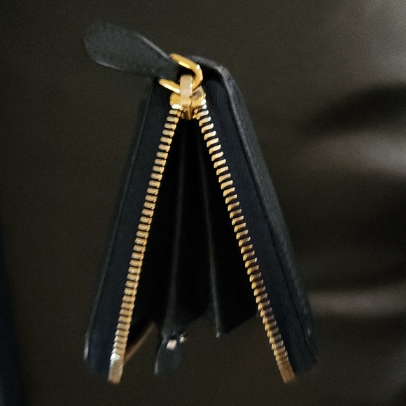 PRADA Zippy Long Wallet - Picture 7 of 12